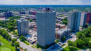 6700 S South Shore Drive 25K, Chicago, IL 60649