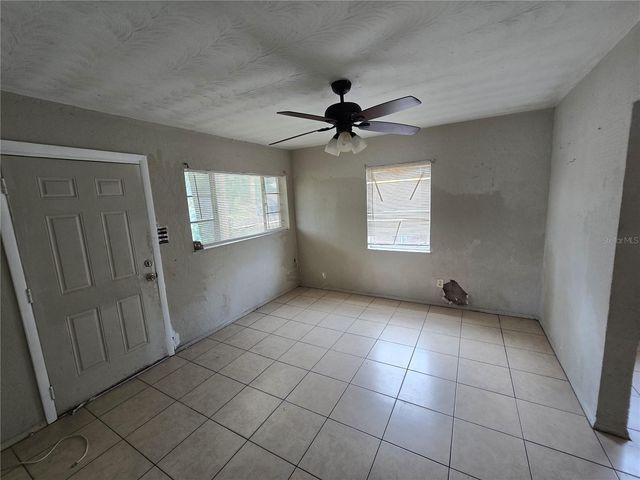 1511 27TH STREET S, St Petersburg, FL 33712