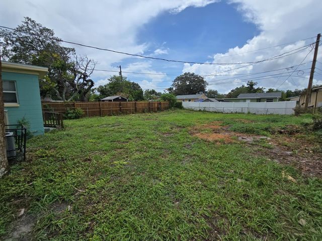 1511 27TH STREET S, St Petersburg, FL 33712