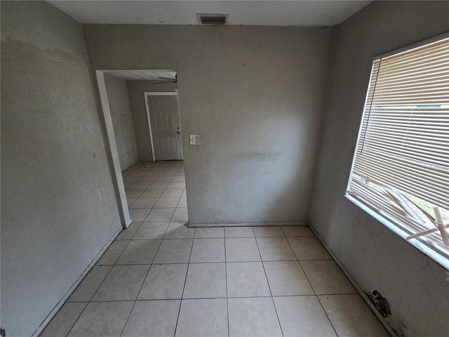 1511 27TH STREET S, St Petersburg, FL 33712