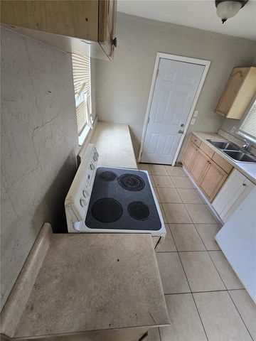 1511 27TH STREET S, St Petersburg, FL 33712