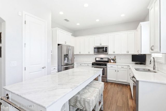 7196 Pena Lane, Melbourne, FL 32940