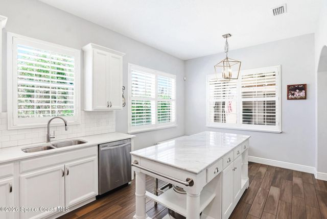 7196 Pena Lane, Melbourne, FL 32940