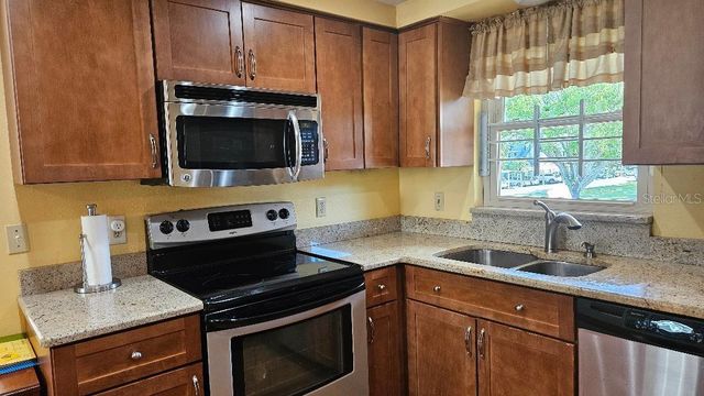 4600 98TH WAY N 210, St Petersburg, FL 33708