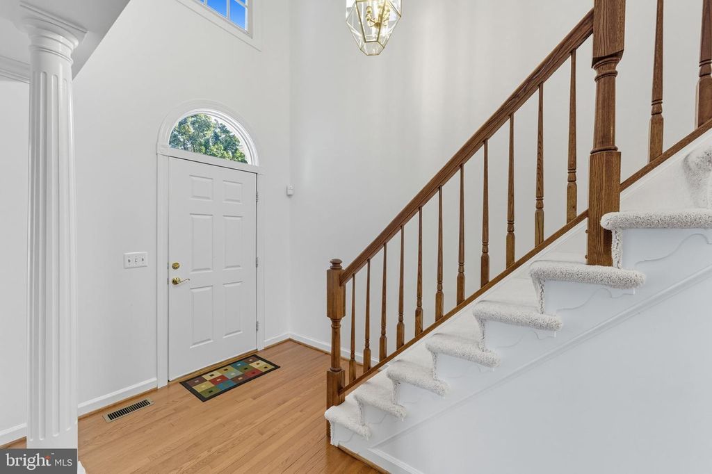 20765 BANK WAY, Sterling, VA 20165