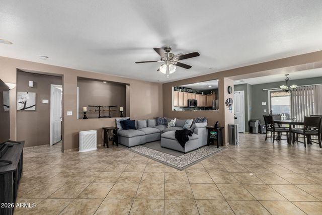 8419 E MILAGRO Circle, Mesa, AZ 85209