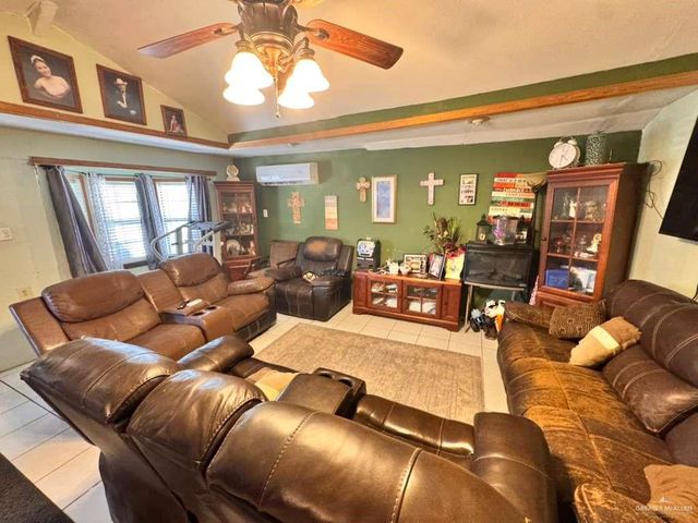 2829 Cody Avenue, Mission, TX 78574