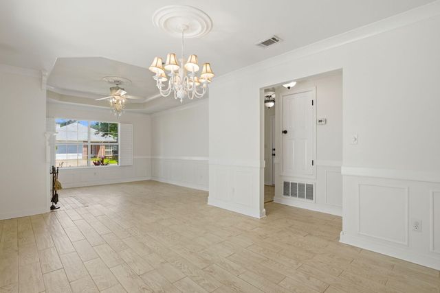 984 Southern Oaks Court, Fort Walton Beach, FL 32547
