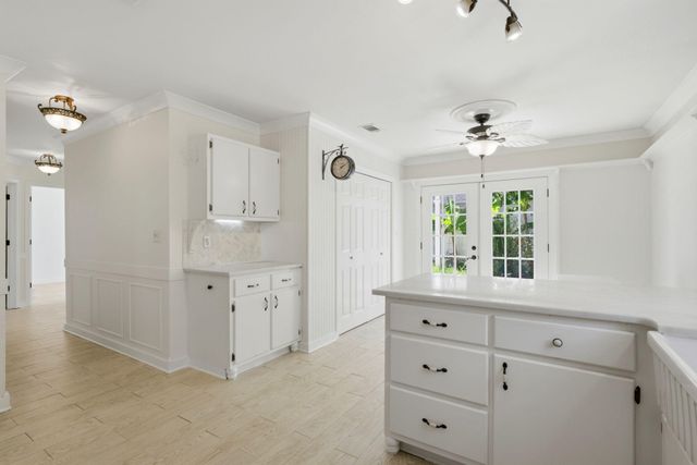 984 Southern Oaks Court, Fort Walton Beach, FL 32547