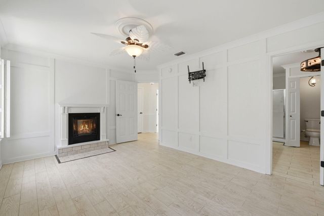 984 Southern Oaks Court, Fort Walton Beach, FL 32547
