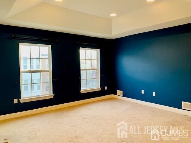 13 Roosevelt Avenue, Carteret, NJ 07008