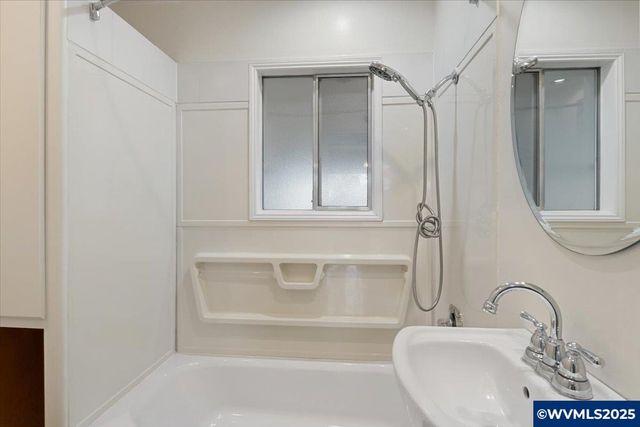 1510 SW Walnut St, Albany, OR 97321