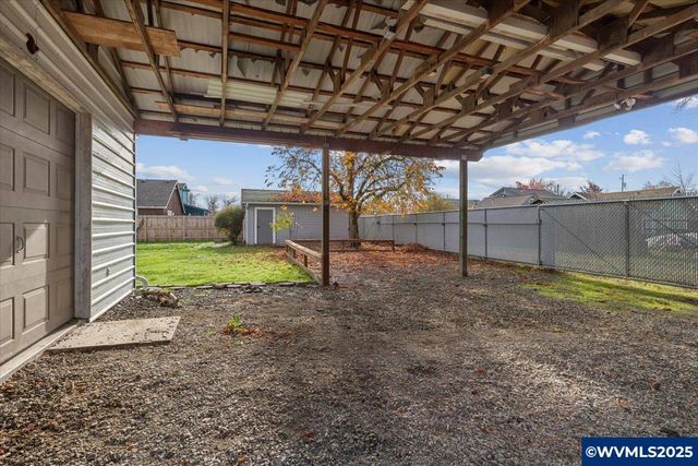 1510 SW Walnut St, Albany, OR 97321