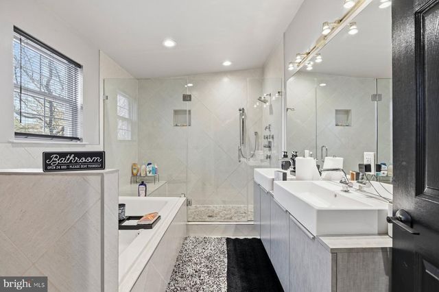 3805 RIDGECROFT RD, Baltimore, MD 21206