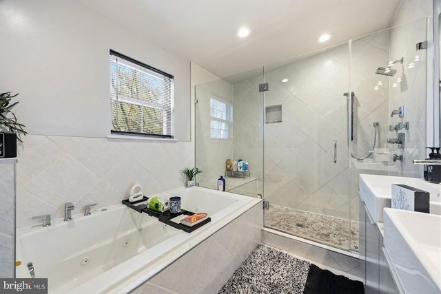 3805 RIDGECROFT RD, Baltimore, MD 21206