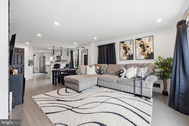3805 RIDGECROFT RD, Baltimore, MD 21206