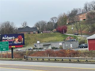 28 FAIRWOOD DR, North Huntingdon, PA 15642