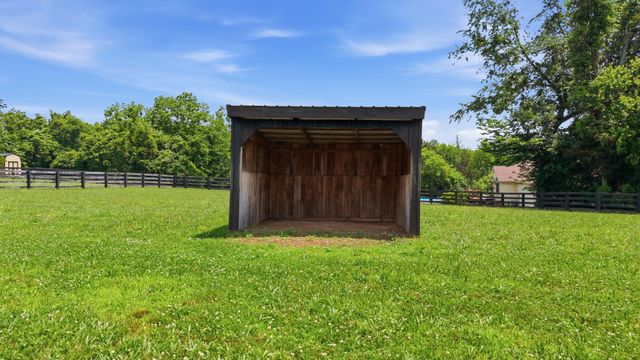 4988-A Fords Mill Road, Versailles, KY 40383