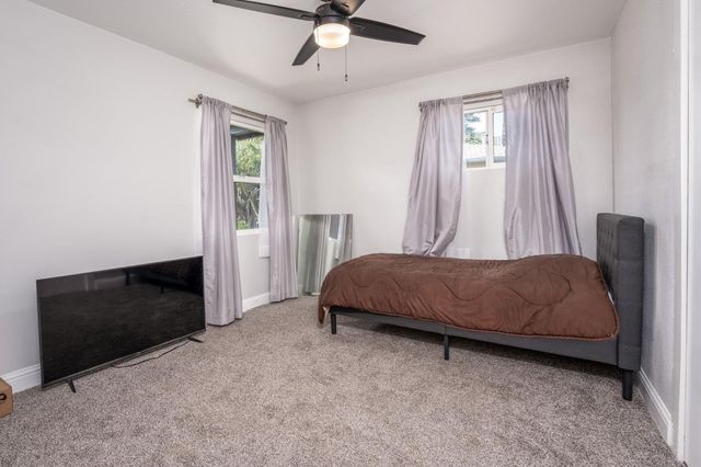 122 E Calimyrna Avenue, Fresno, CA 93710