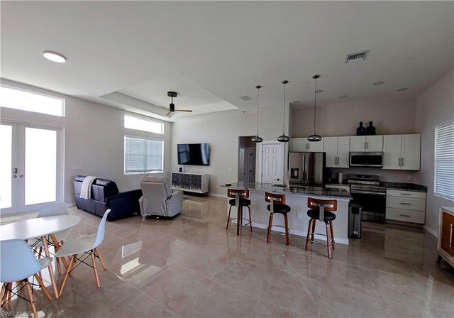 2116 NE 22nd AVE, Cape Coral, FL 33909