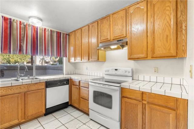 18510 Mayall Street I, Northridge, CA 91324