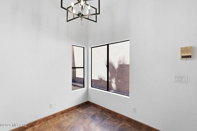 1421 W Calle Plomo, Tucson, AZ 85745