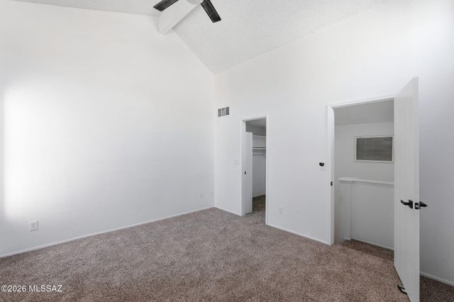 1421 W Calle Plomo, Tucson, AZ 85745
