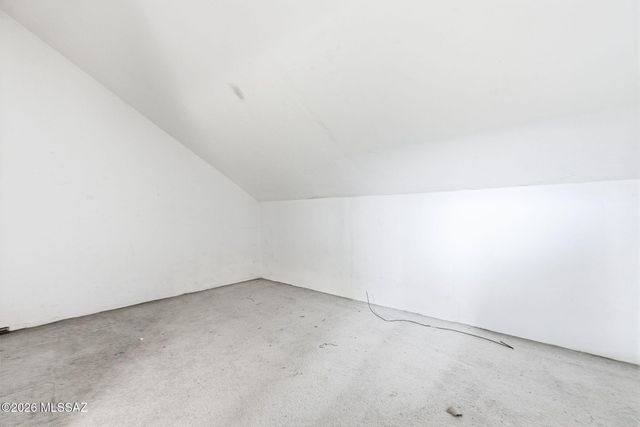 1421 W Calle Plomo, Tucson, AZ 85745