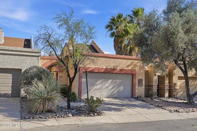 1421 W Calle Plomo, Tucson, AZ 85745