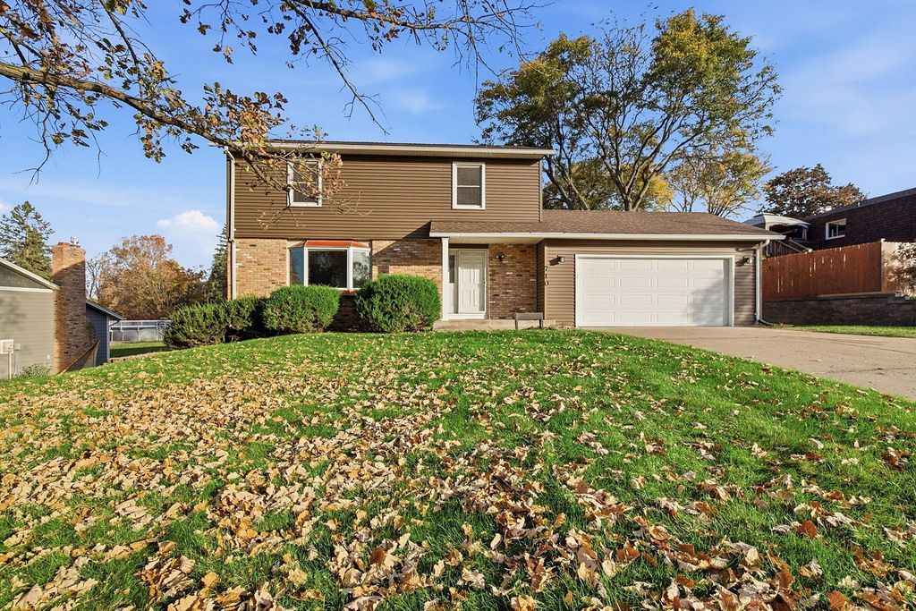 710 Windemere Drive, Plymouth, MN 55441 — exterior