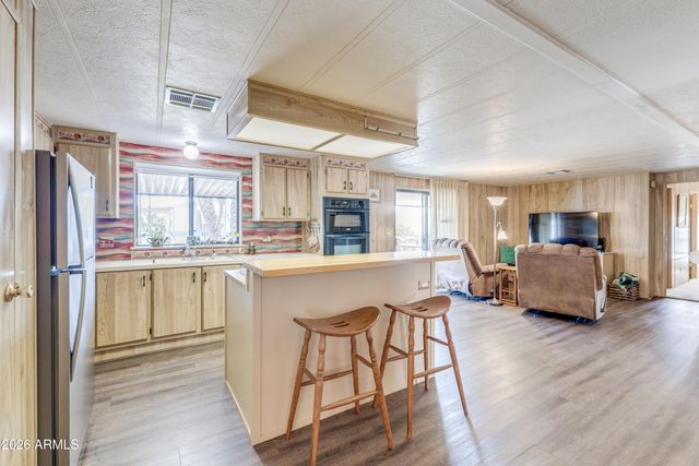 652 S Ellsworth Road 130, Mesa, AZ 85208