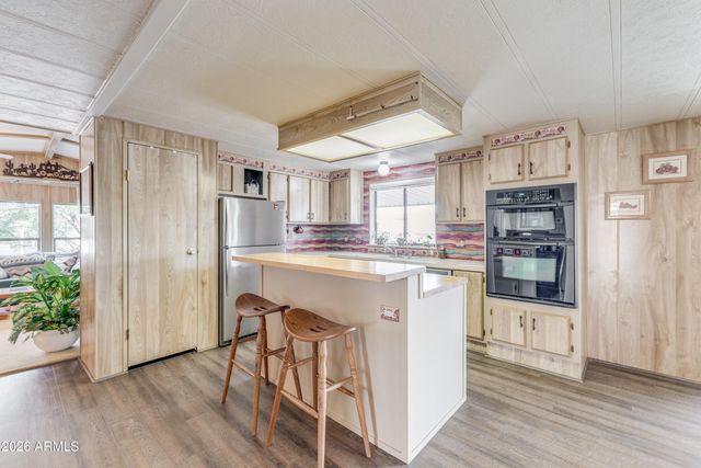 652 S Ellsworth Road 130, Mesa, AZ 85208