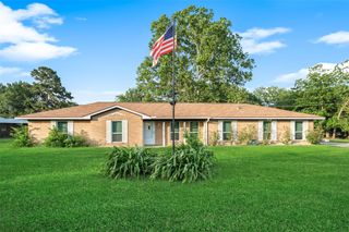 104 Rankin Rd Road, Trinity, TX 75862