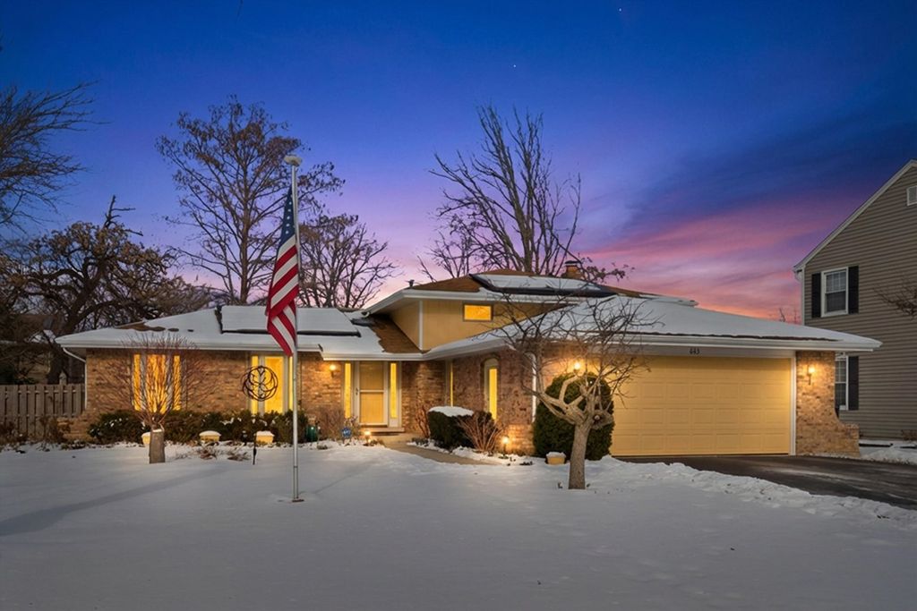 883 Honey Lane, Crete, IL 60417