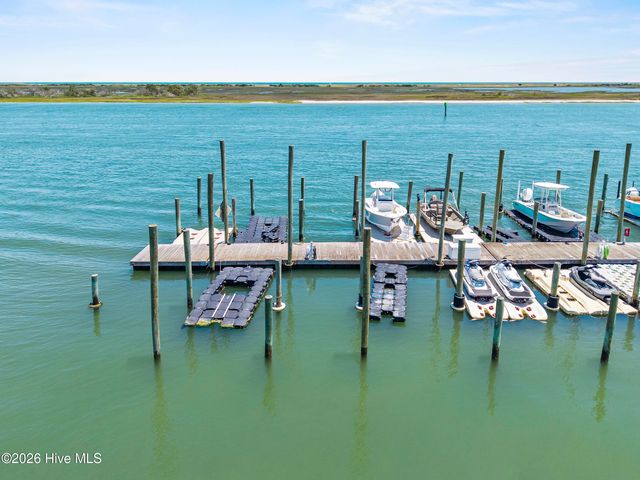 7203 Scallop Lane, Wilmington, NC 28409