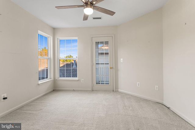 9815 BOLTON VILLAGE CT, Fairfax, VA 22032