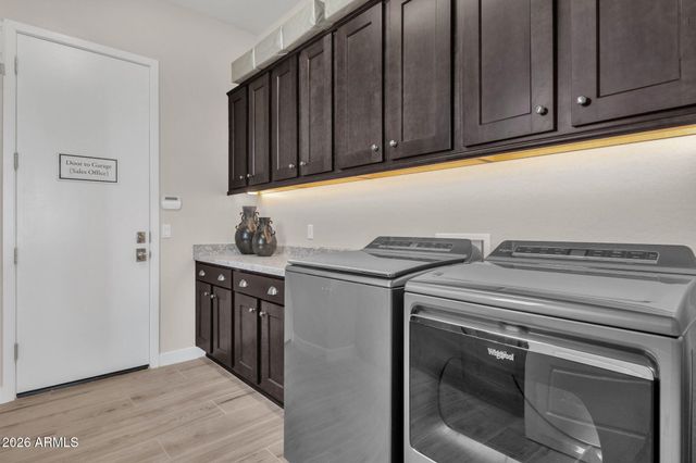 3048 E Elmwood Street, Mesa, AZ 85213