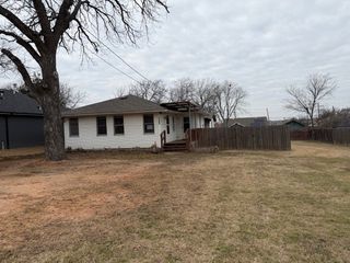 1123 G Avenue, Plano, TX 75074