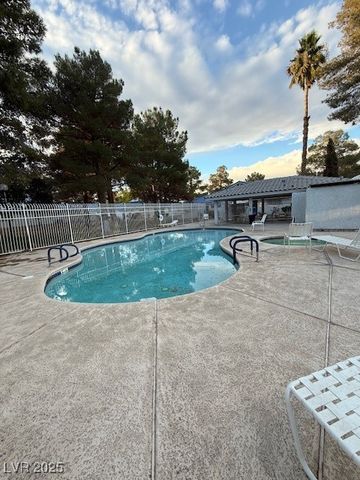 2121 Chertsey Drive D, Las Vegas, NV 89108