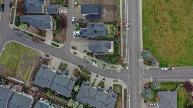 120 Eagle Trace Drive, Medford, OR 97504