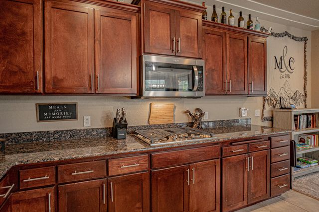 120 Eagle Trace Drive, Medford, OR 97504