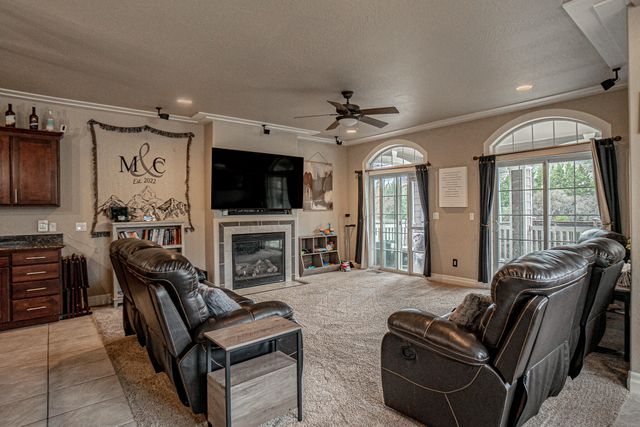 120 Eagle Trace Drive, Medford, OR 97504