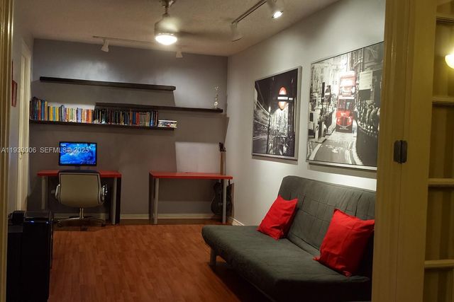 13520 SW 97th St, Miami, FL 33186