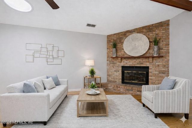 15489 CAPE Drive N, Jacksonville, FL 32226