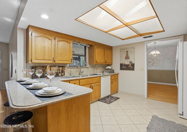 15489 CAPE Drive N, Jacksonville, FL 32226