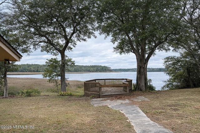 15489 CAPE Drive N, Jacksonville, FL 32226