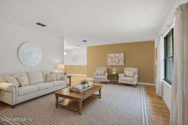 15489 CAPE Drive N, Jacksonville, FL 32226