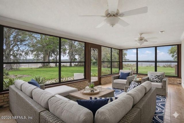 15489 CAPE Drive N, Jacksonville, FL 32226