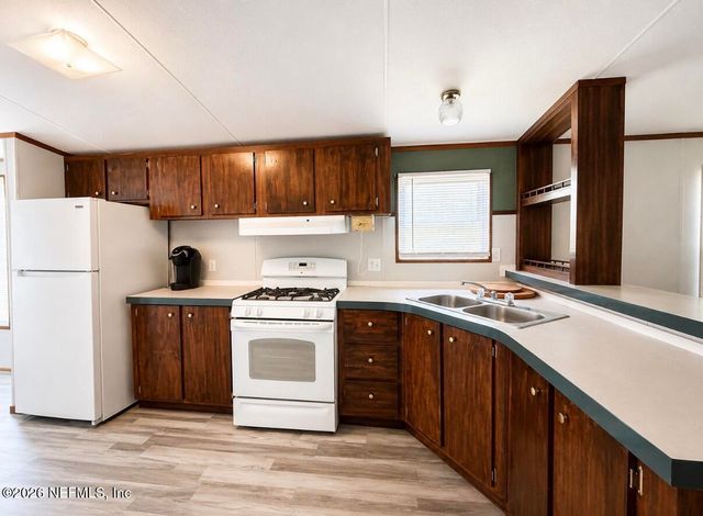 392 BARDIN Road, Palatka, FL 32177