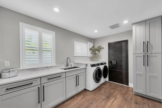 303 BATH CLUB BOULEVARD N, North Redington Beach, FL 33708